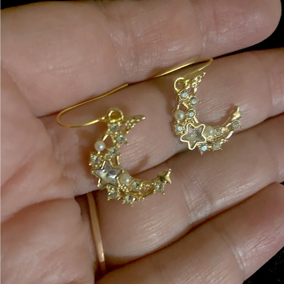 Crescent Moon Earrings - Picture 2 of 4